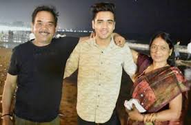 Neha Solanki family