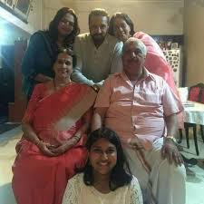kiccha sudeep family